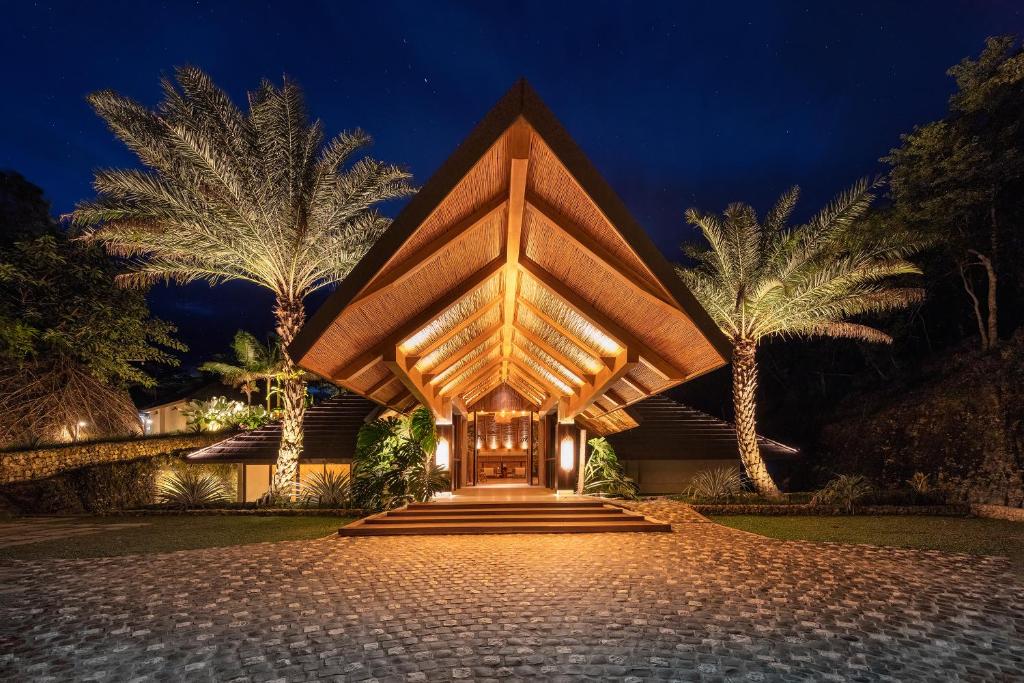 Manami Resort - Best Hotels in Negros Island