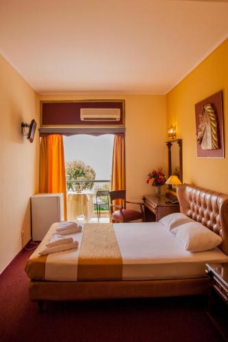 Galini Palace - Best Boutique Hotels in Athens