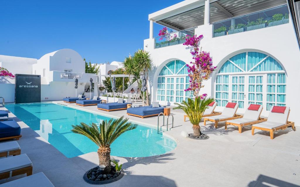 Aressana Spa Hotel & Suites - Small Luxury Hotels of the World - Best Hotels in Santoríni
