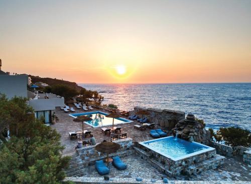 Cavos Bay Hotel & Studios - Best Hotels in Ikaria