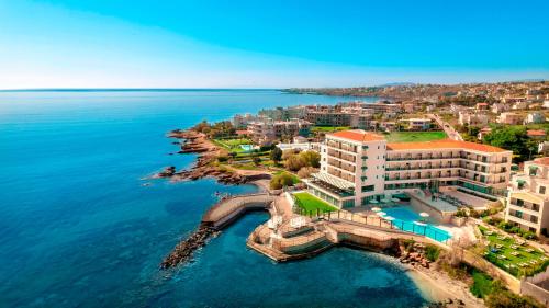 Zeus Essence Ramada by Wyndham Athens - Best Hotels with Free Breakfast in Athens