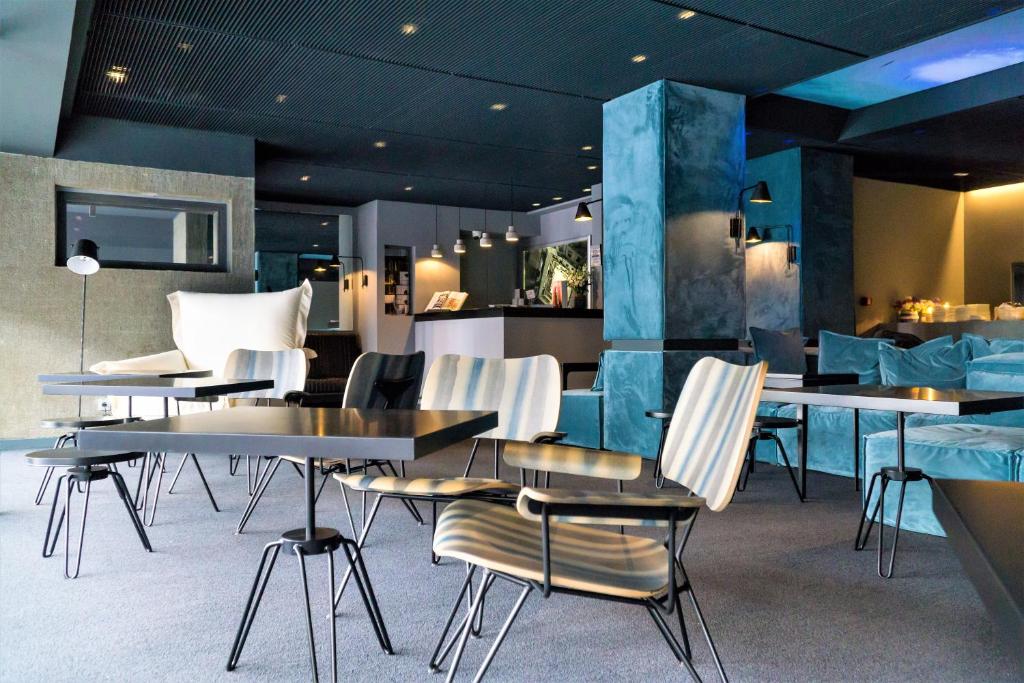 Periscope - Most Luxurious Hotels in Athens