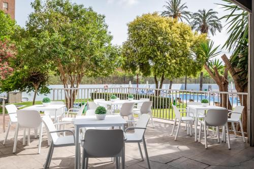 Hotel Medium Valencia - Best Pool Hotels in Valencia