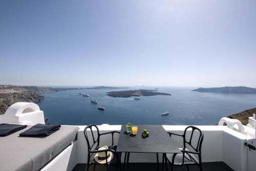WeSense Santorini by Caldera Houses - Best Hotels in Santoríni
