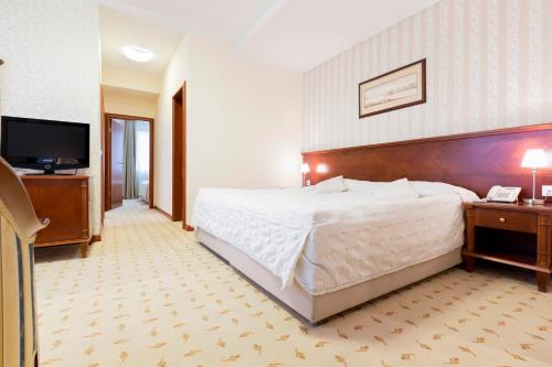 Hotel Orasac - Best Parking Hotels in Belgrade
