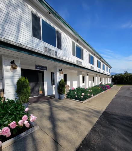 South Side Inn - Burlington - Best Pet-Friendly Hotels in Burlington, VT
